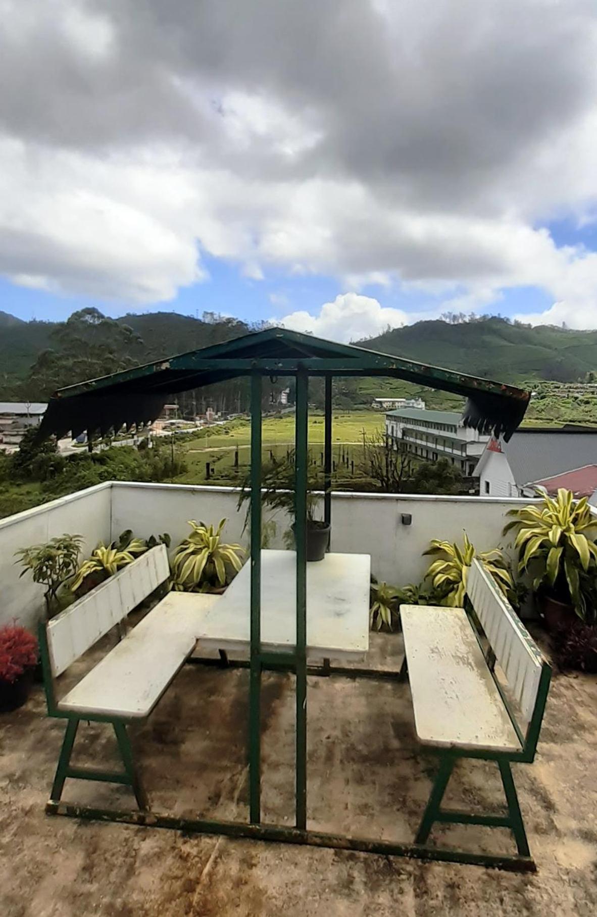 Greenview Holiday Inn Munnar Esterno foto