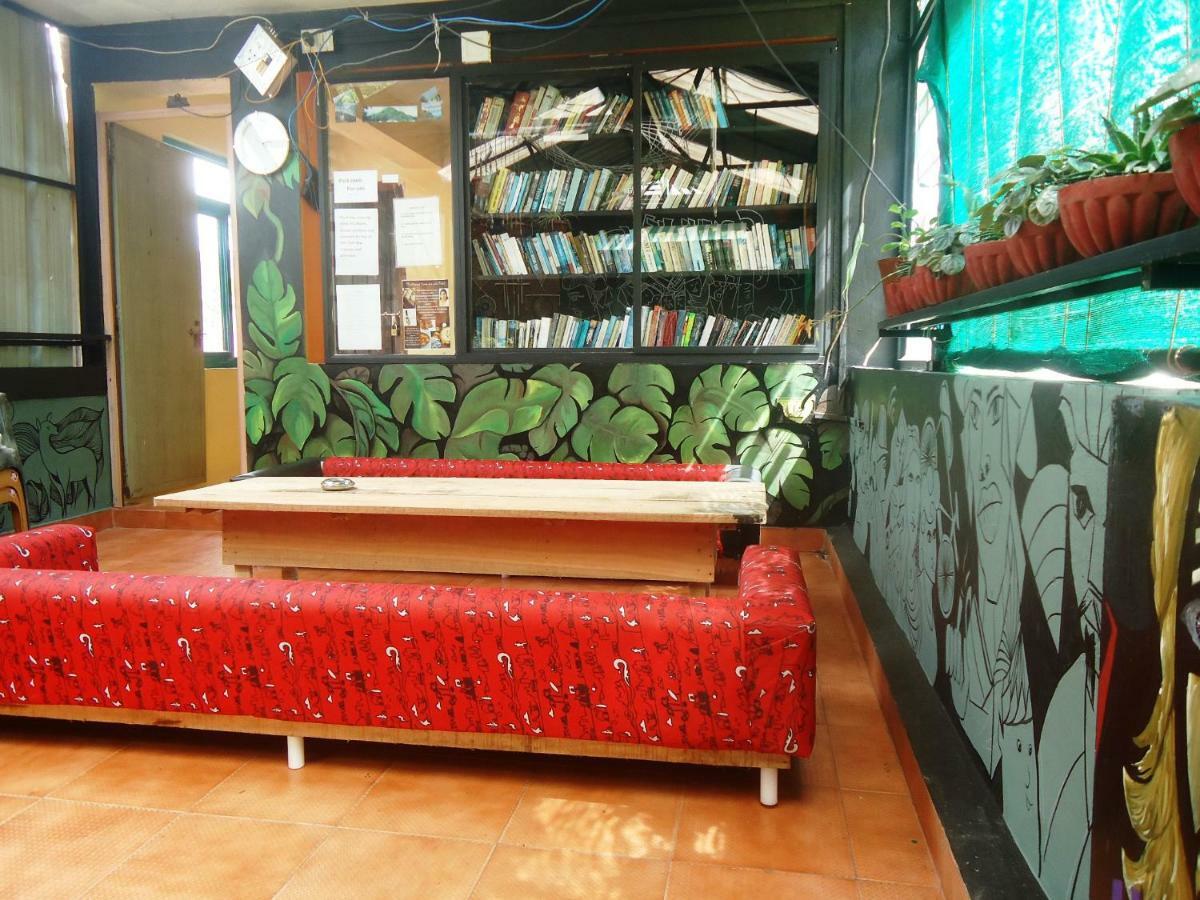 Greenview Holiday Inn Munnar Esterno foto